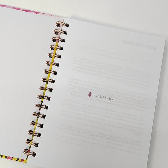 Pre-owned A Beautiful Year in the Bible: The 52-Week Bible Study for Women - Picture 8 of 8